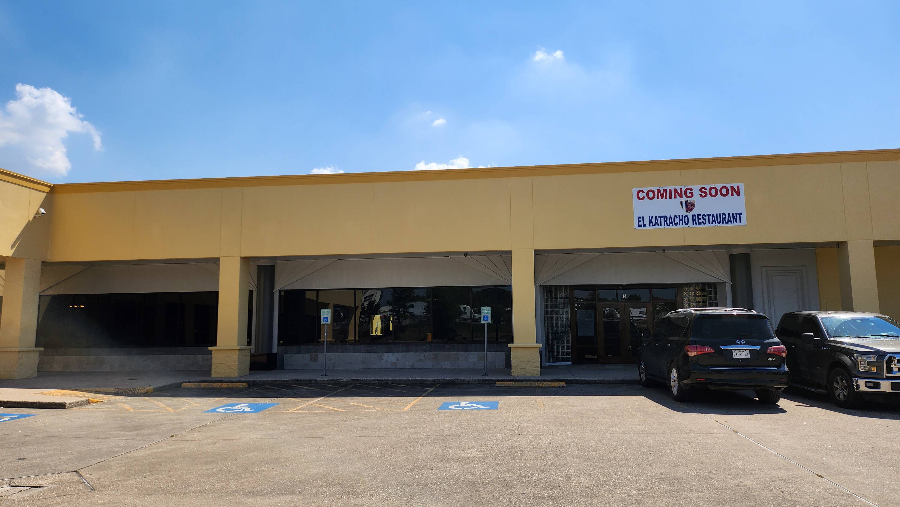 Normandy Woods Plaza Shopping Center